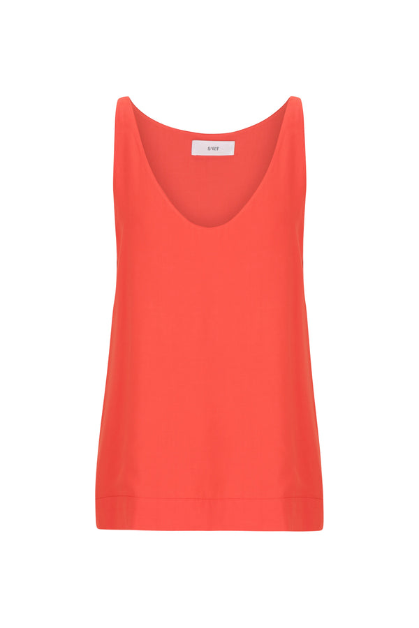 Scoop Tank
