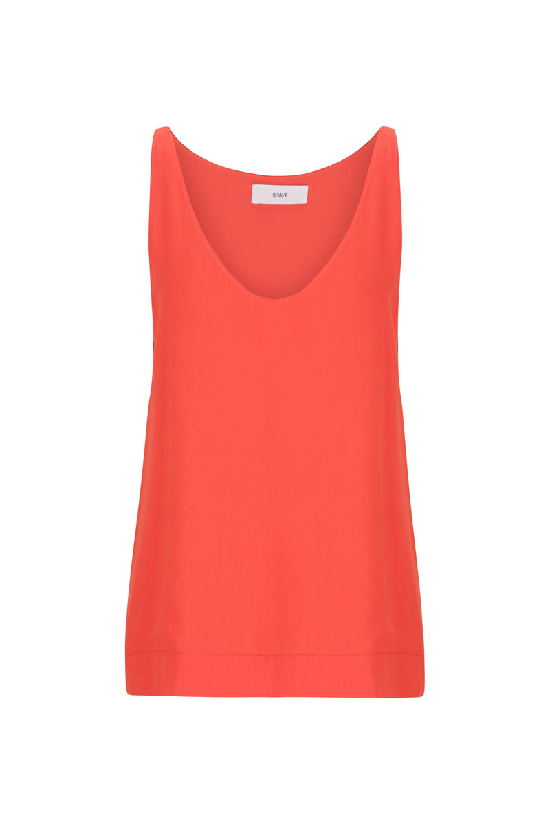 Scoop Tank