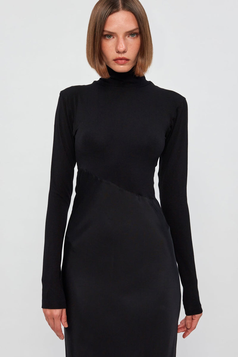 Asymmetric Split Maxi