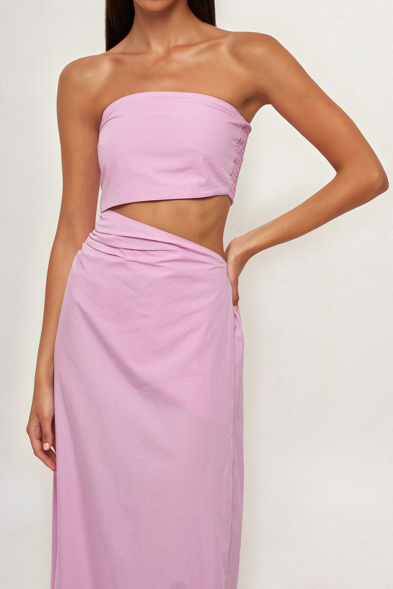 Asymmetric Maxi